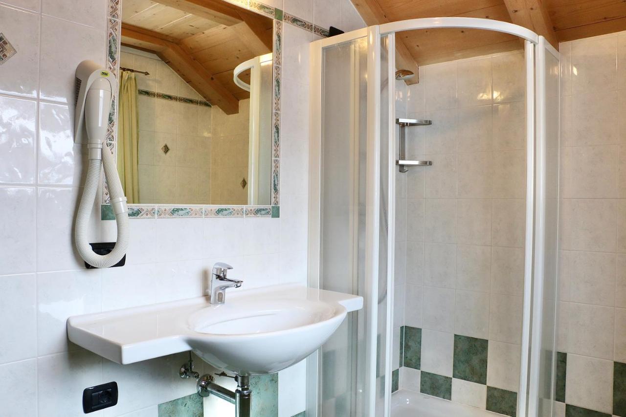 Casa Peri Appartement Livigno Buitenkant foto