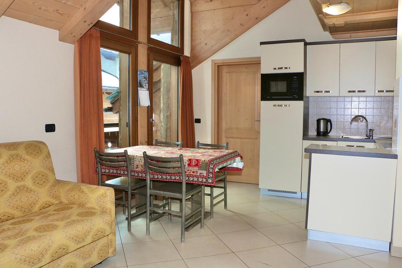 Casa Peri Appartement Livigno Buitenkant foto